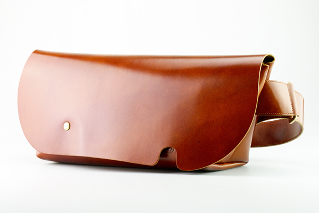 Uni&Co. MESSENGER BAG (S) CAMEL-