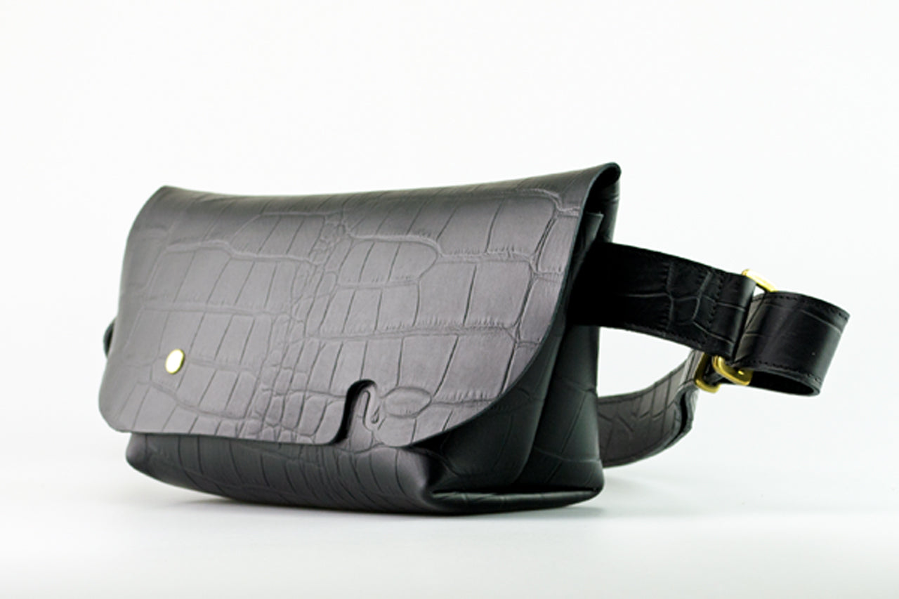 Uni&co. MESSENGER BAG (XS)/CROCO PATTERN BLACK