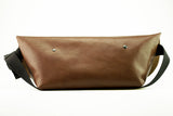 メッセンジャーバッグ (L)/BROWN