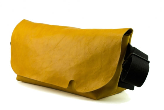 Uni&co. MESSENGER BAG (M)/BROWNY YELLOW