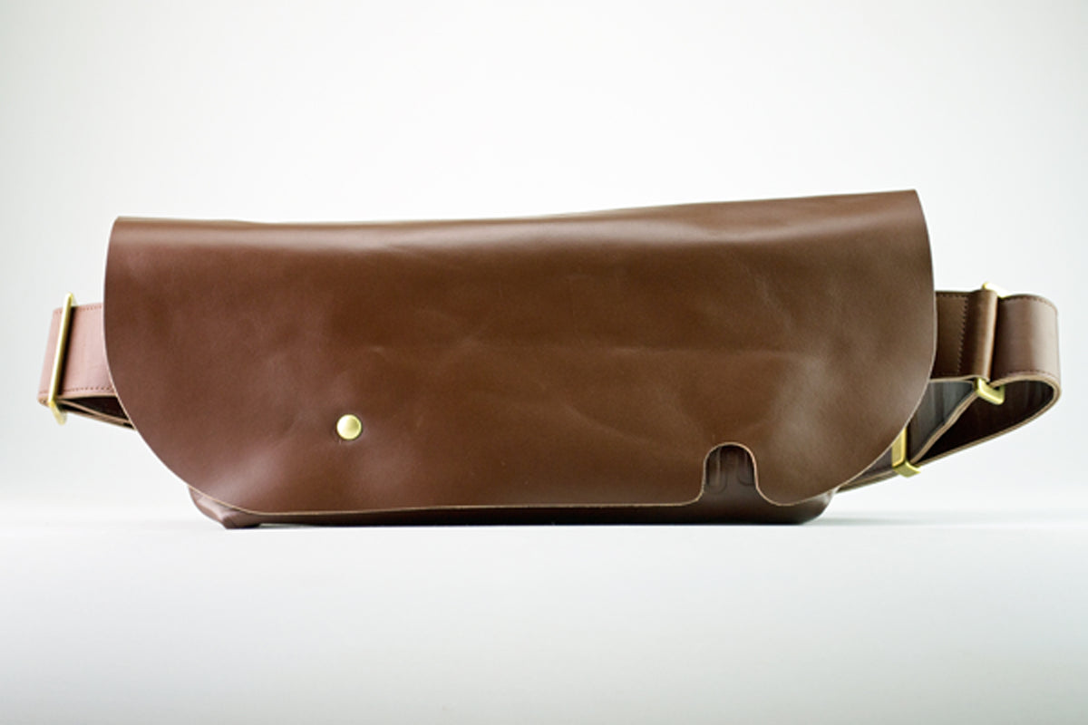 Uni&co. ダークブラウン　メッセンジャーバッグ　サイズS Uni&co. ダークブラウンメッセンジャーバッグサイズS