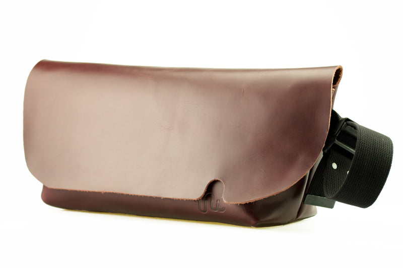 Uni&co. MESSENGER BAG (M)/OILED BURGUNDY-FAS