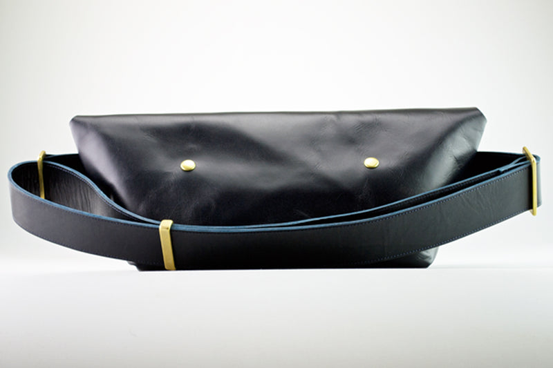 Uni&co. MESSENGER BAG (S)/LS-DARK NAVY