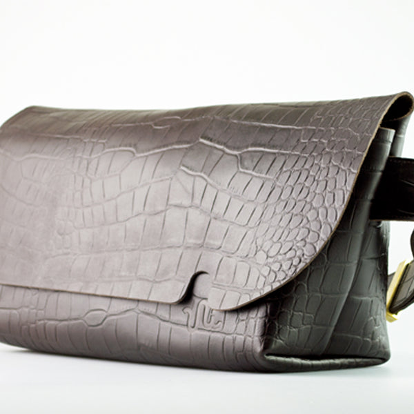 Uni&co. MESSENGER BAG (M)/CROCO PATTERN BROWN