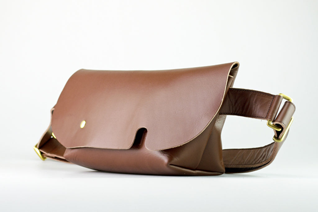 MESSENGER BAG (XS)/LS-BROWN