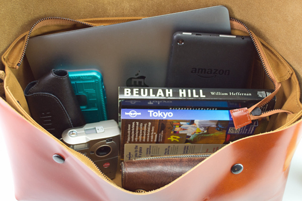 Uni&co. MESSENGER BAG (M)/OILED BURGUNDY-FAS