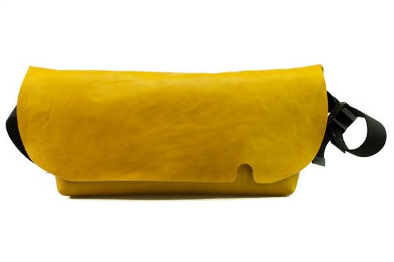 Uni&co. MESSENGER BAG (M)/BROWNY YELLOW