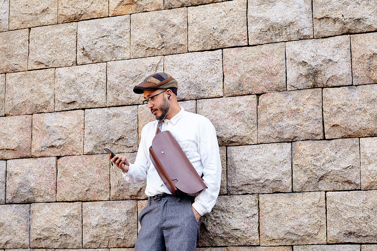 Uni&co. MESSENGER BAG (S)/LS-BROWN
